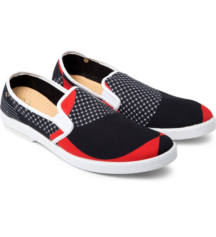 Red Hexagone Alambra Shoes Placeholder Image