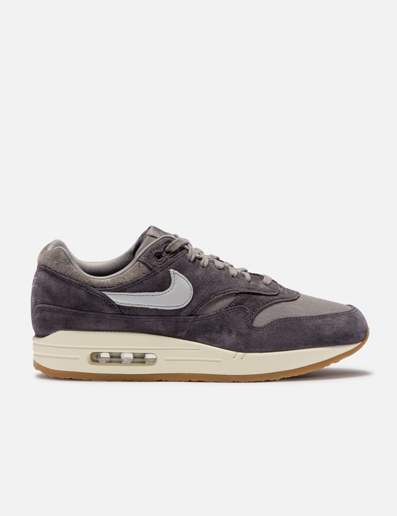 nike air max 1 premium wolf grey