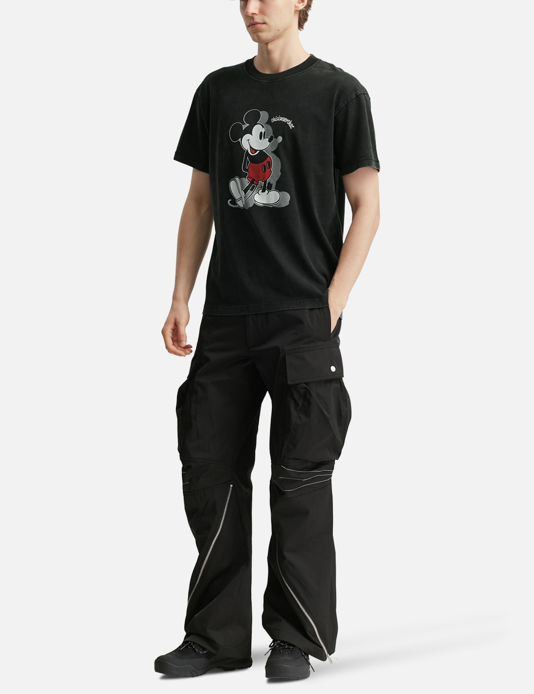 X Disney TNT_Mickey_Classic Tee view 15