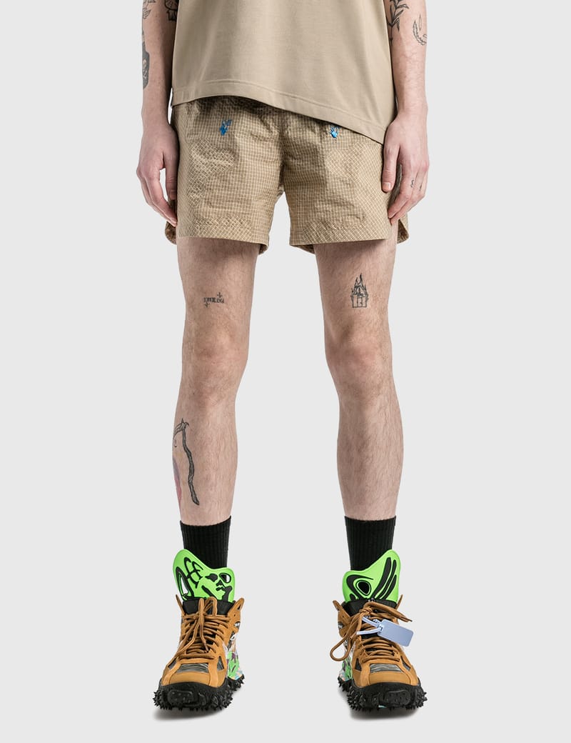 nike heritage essentials washed woven shorts in dusty khaki