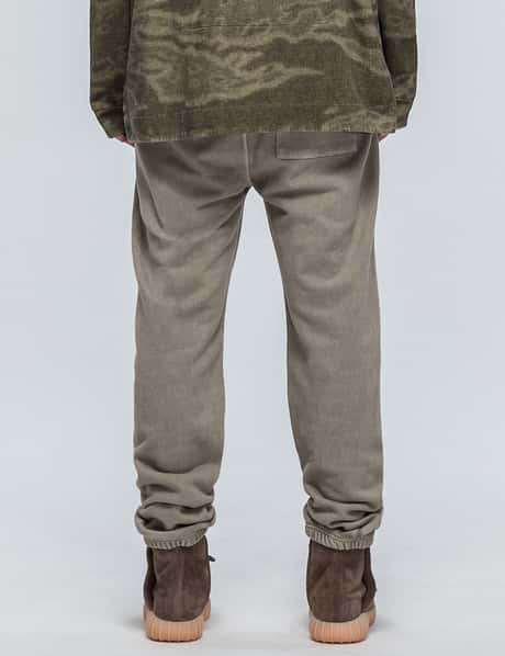 YEEZY Season 3 - Fleece Sweatpants | HBX - ハイプビースト 