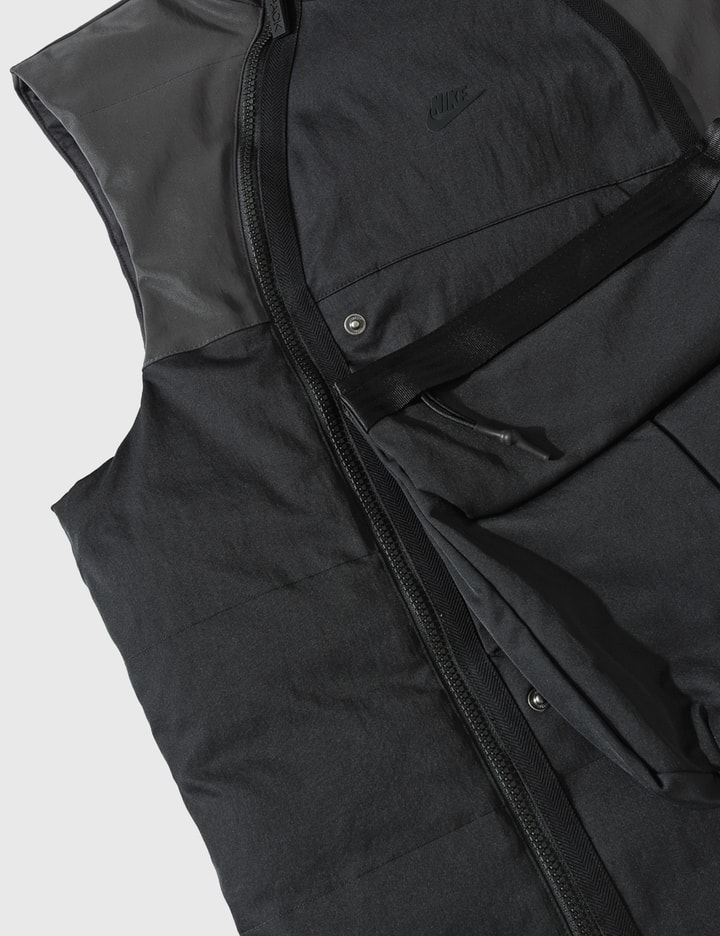 NIKE SPORTSWEAR THERMA-FIT Insulated Vest Placeholder Image