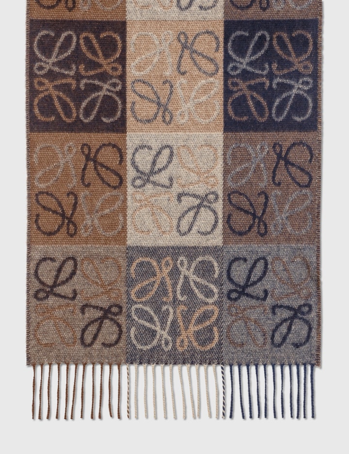 アナグラム スカーフ Placeholder Image