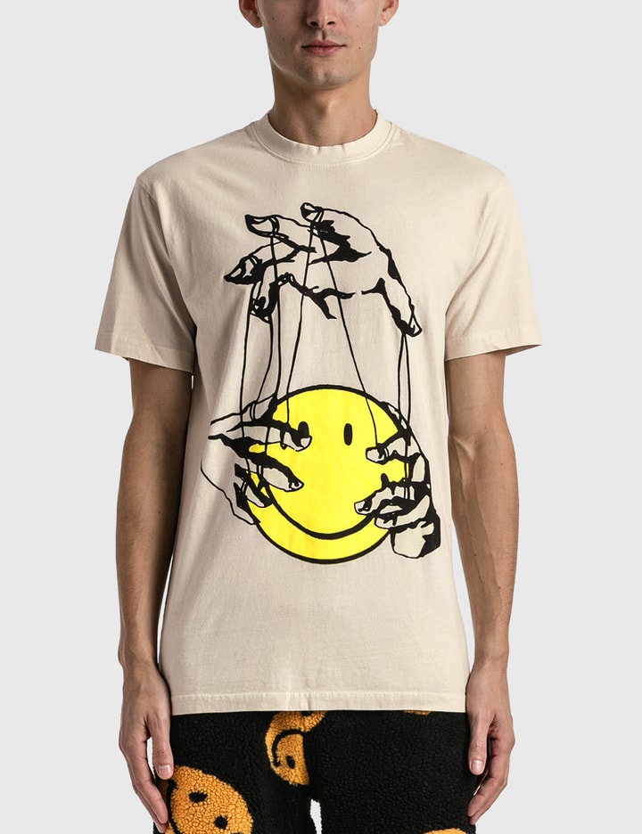 Smiley Marionnette T-shirt Placeholder Image