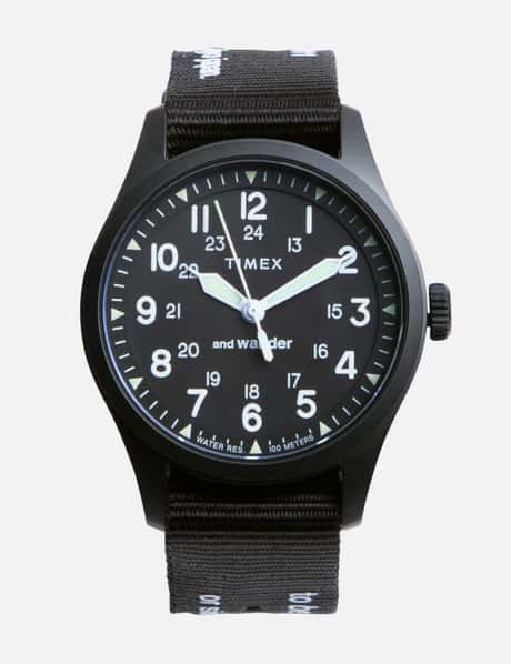 and wander TIMEX × and wander EXPEDITION NORTH FIELD POST SOLAR
