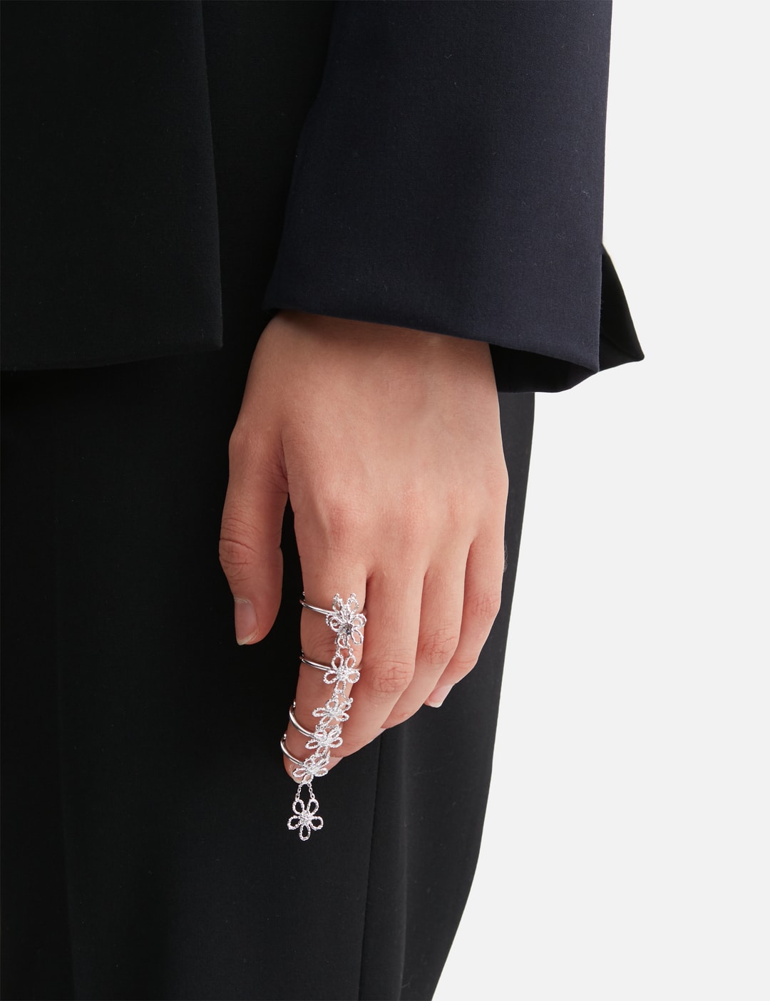 SHUSHU/TONG × YVMIN Lace Flower Soft Ring Set view 9