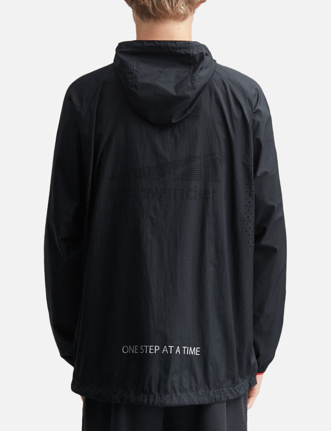 Altra X And Wander Ventilation Wind Jacket view 19