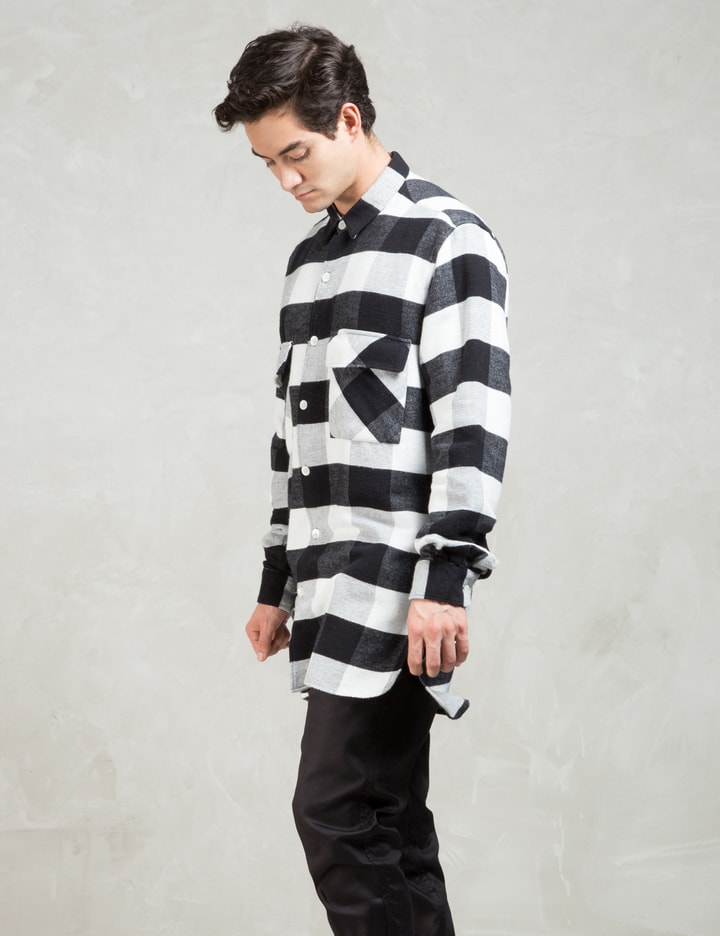 Black/white Flannel Plaid 2 Pocket Shirt Coat Placeholder Image