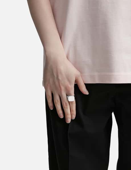 TOM WOOD - Cushion Polished Ring | HBX - Globally Curated Fashion 