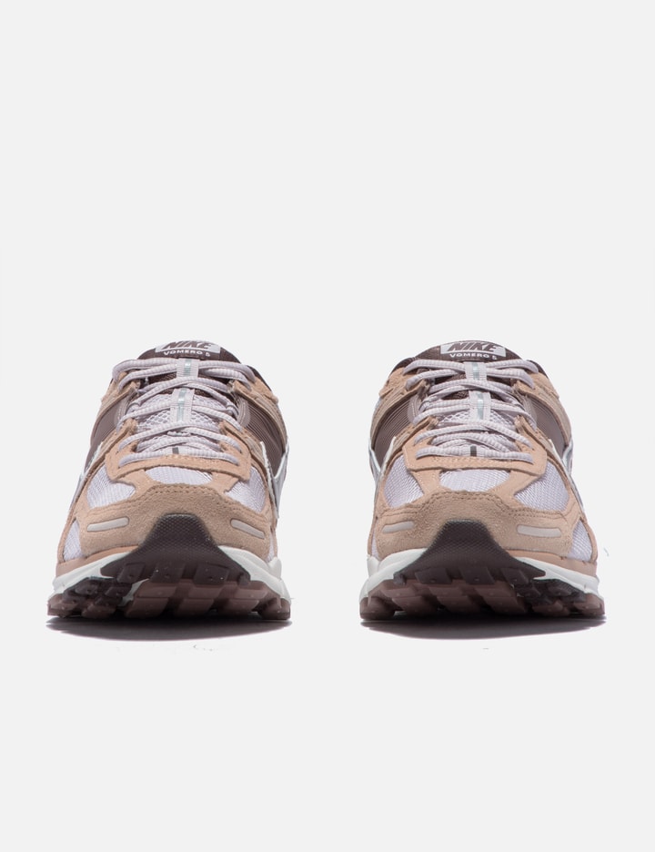 Nike Zoom Vomero 5 Placeholder Image