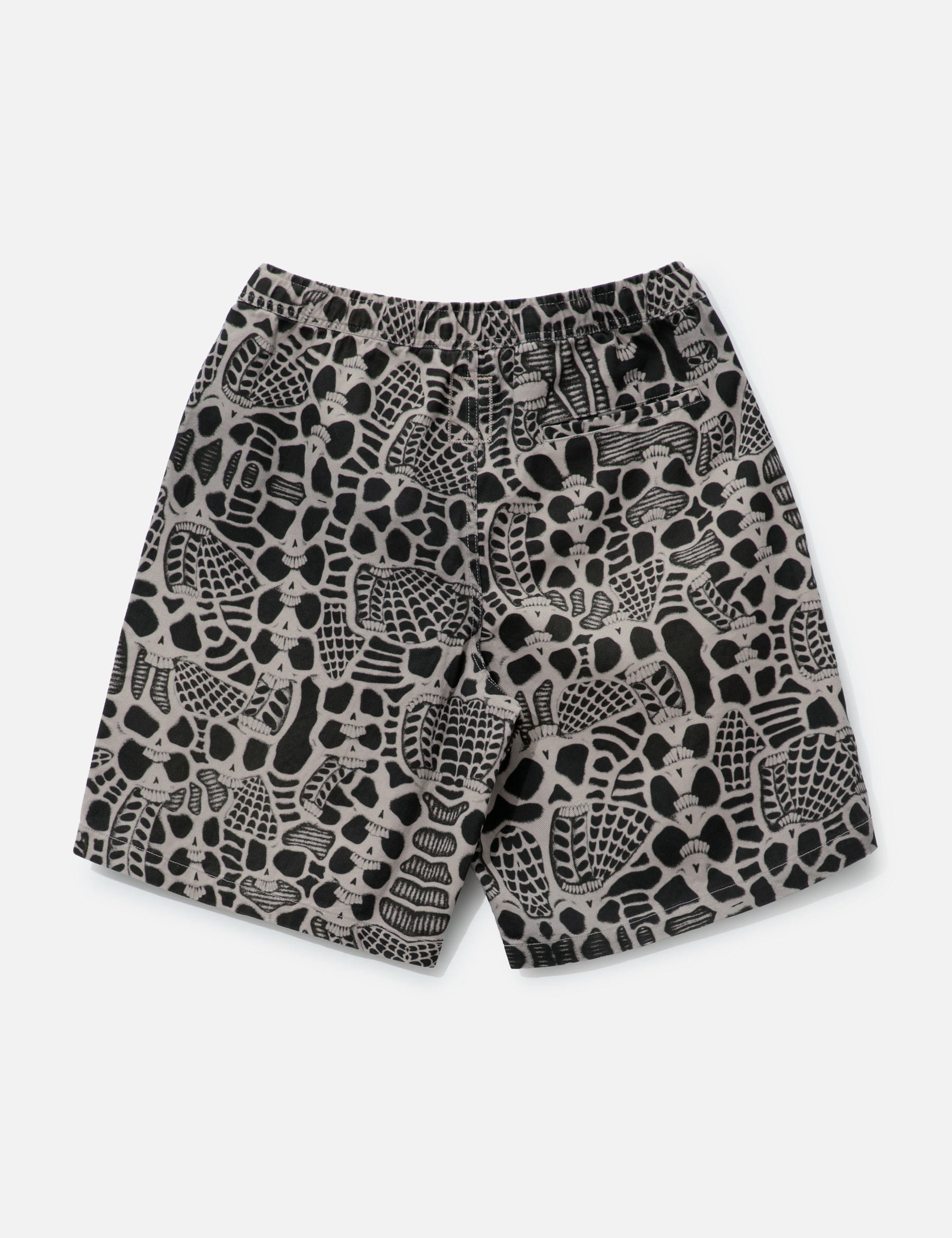 Skull Climber Short view 17