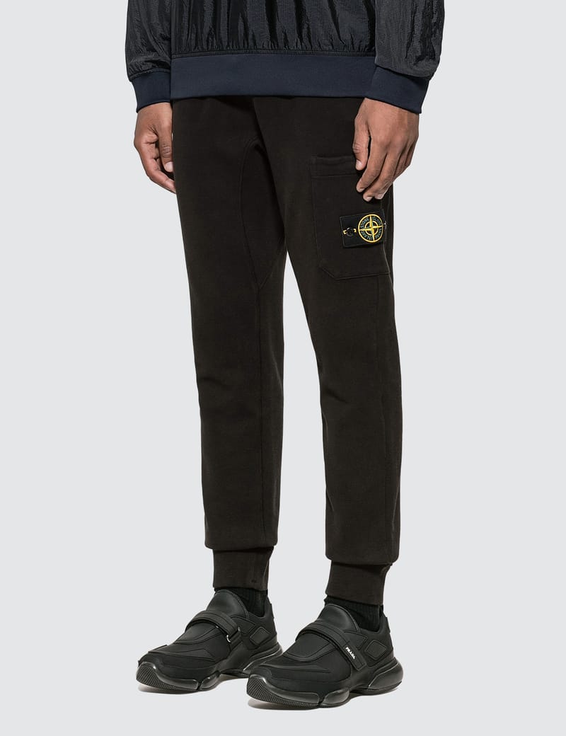 stone island joggers fit