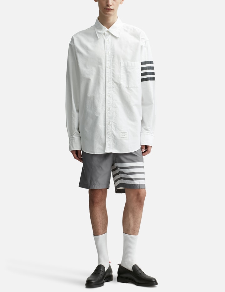 4-바 스트라이프 셔츠 Placeholder Image