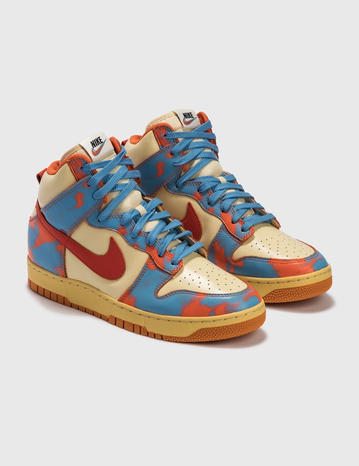 NIKE DUNK HI 1985 SP Placeholder Image