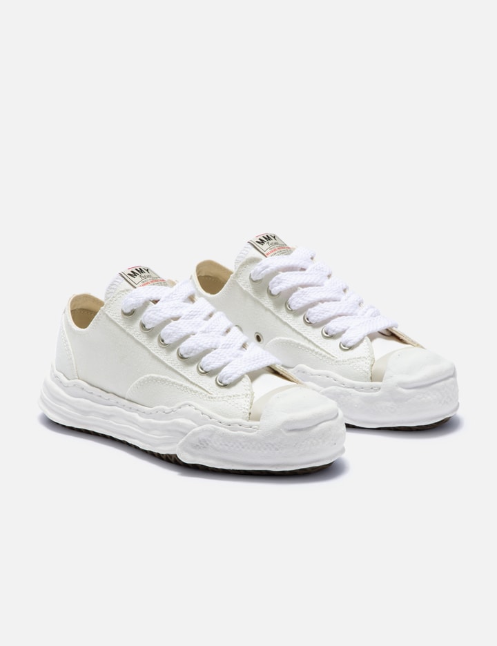 Hank Low Top Sneakers Placeholder Image