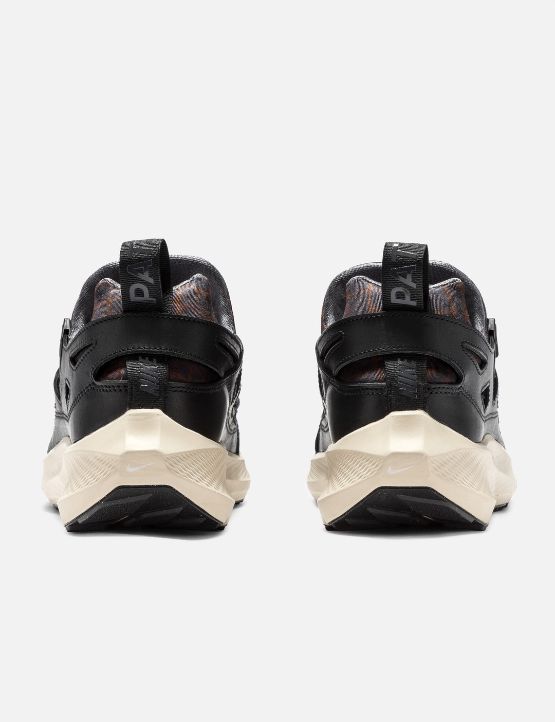 X Patta Air Huarache 20Y24 view 11