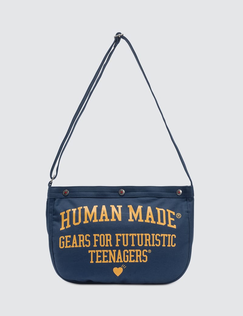 HUMAN MADE (ヒューマンメイド) ロゴ刺繍スクエアショルダーバッグ 