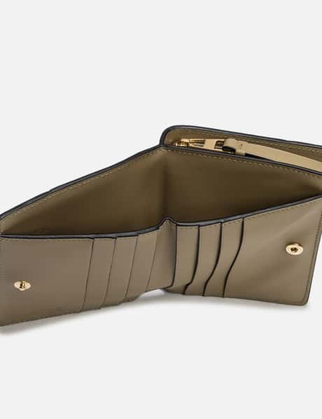 Loewe - パズル コンパクト ジップウォレット | HBX - ハイプビースト 