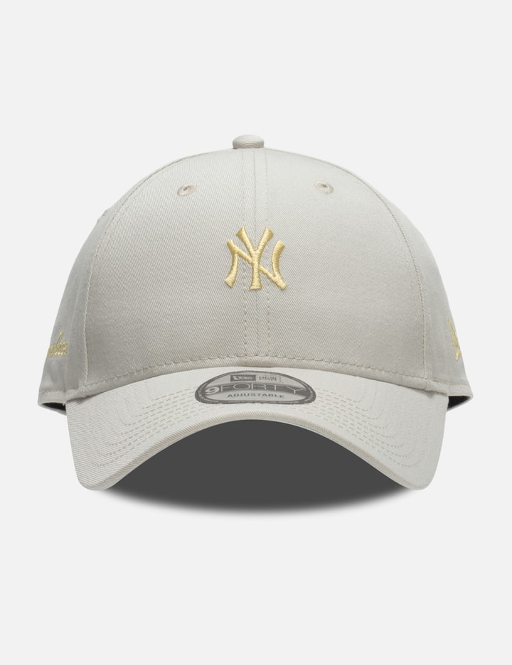 New York Yankees Mini Logo 9Forty Cap Placeholder Image
