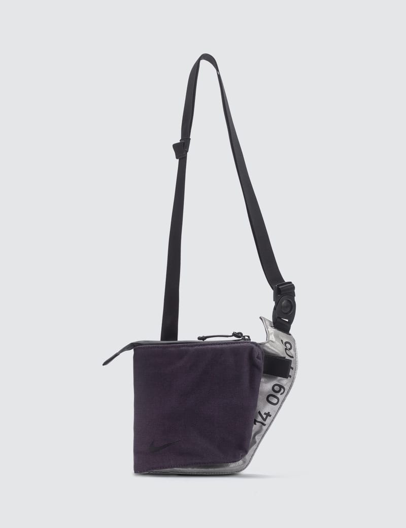 nike tech crossbody pouch