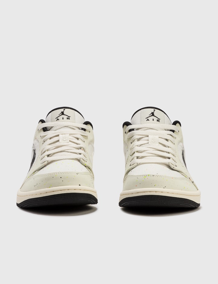 Air Jordan 1 Low SE Placeholder Image