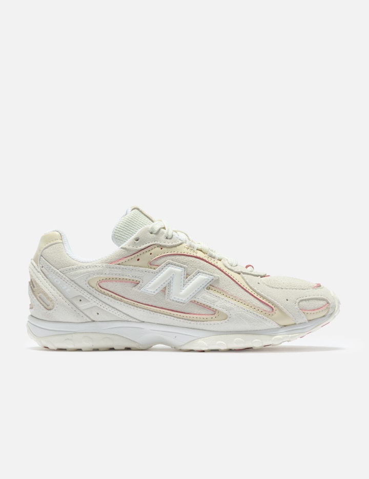 New Balance 204L