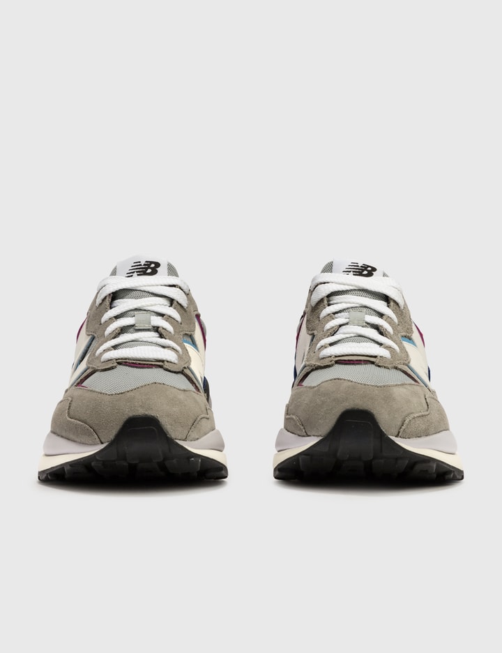 5740 Sneaker Placeholder Image