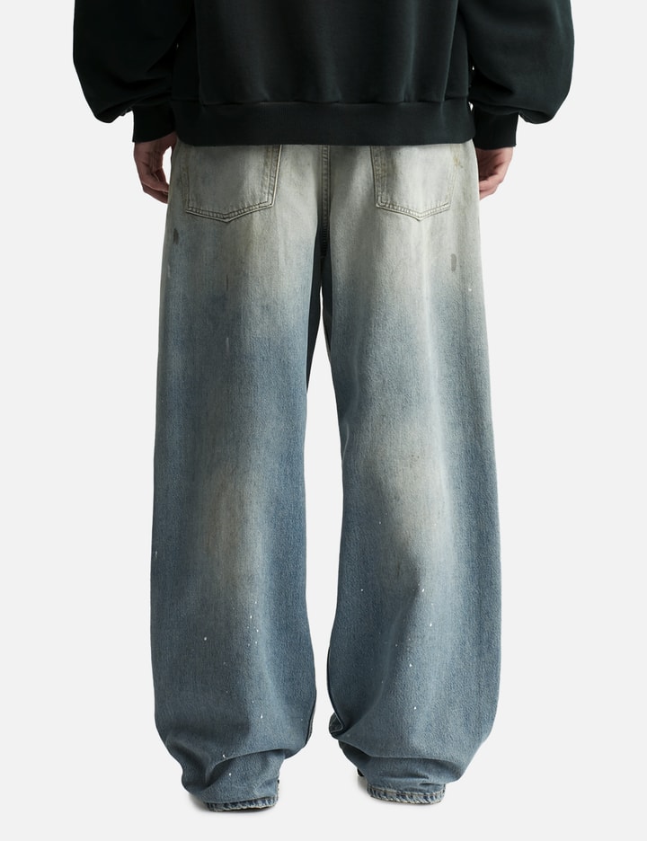 Loose Fit Jeans 1981 Placeholder Image