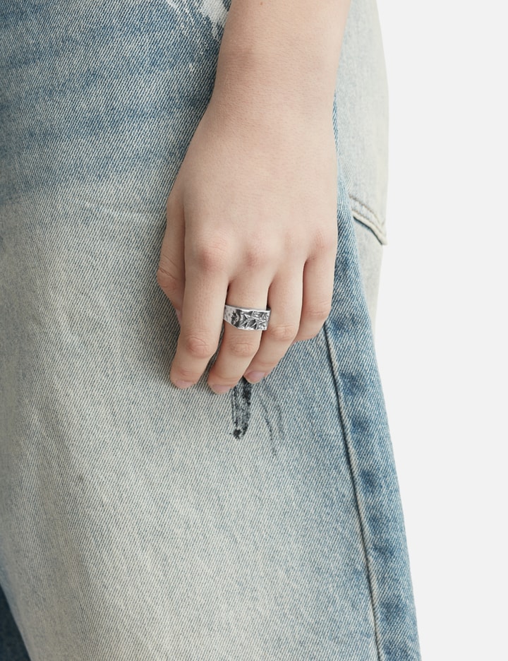 Twojeys Ignorant Icon Ring In Metallic