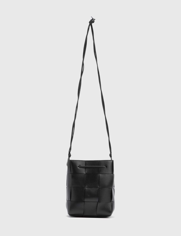 Black Cassette small Intrecciato leather bucket bag