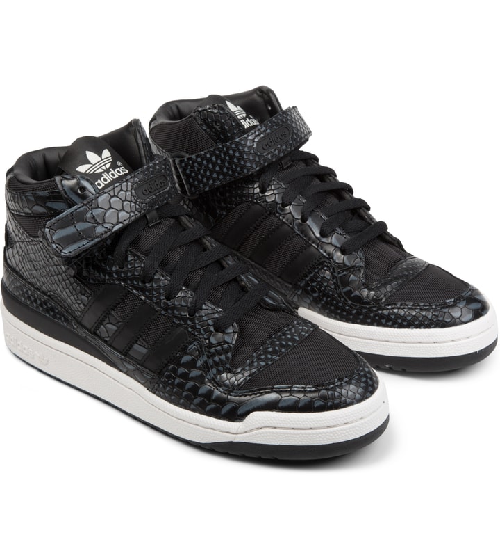 Black/White Forum Mid RS B26384 Shoes Placeholder Image