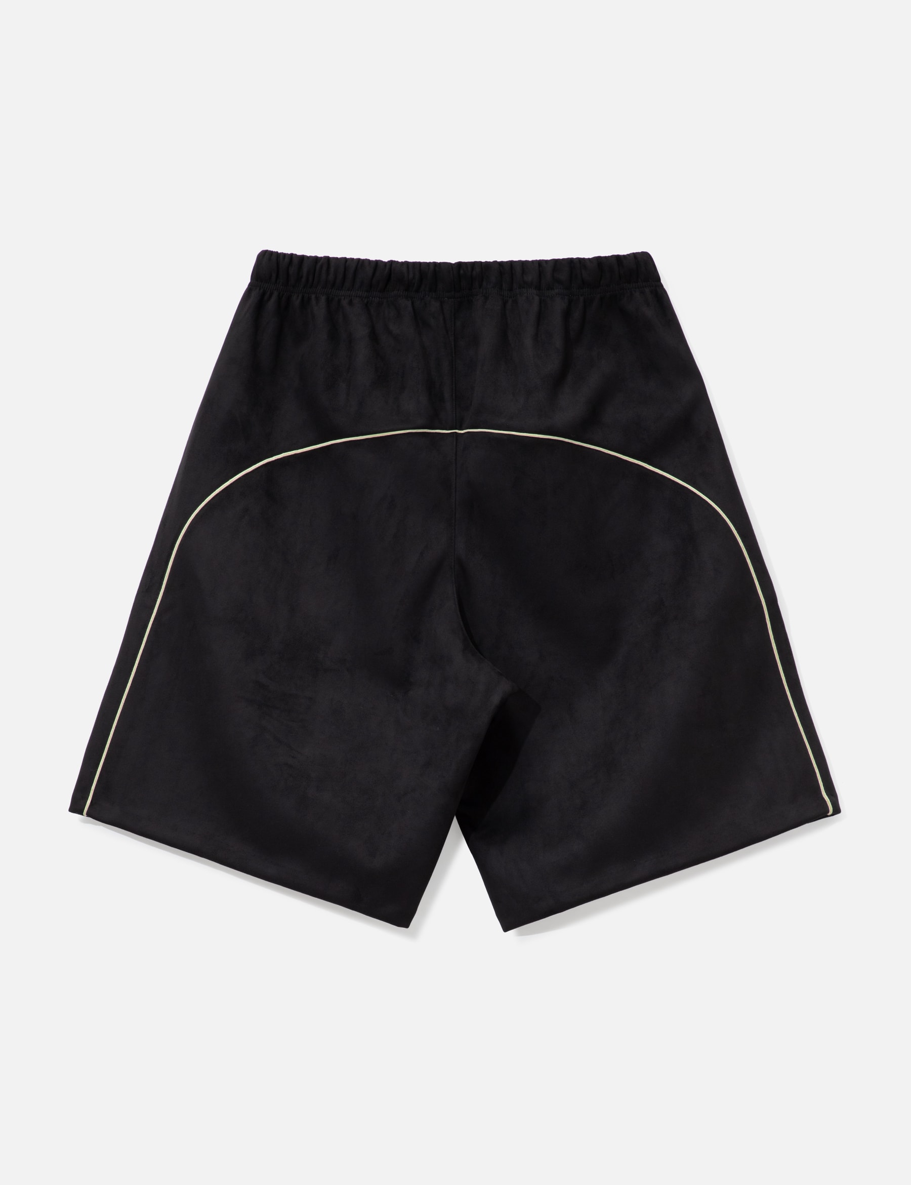 Suede Fleece Signature Relaxed Sweatshort view 17