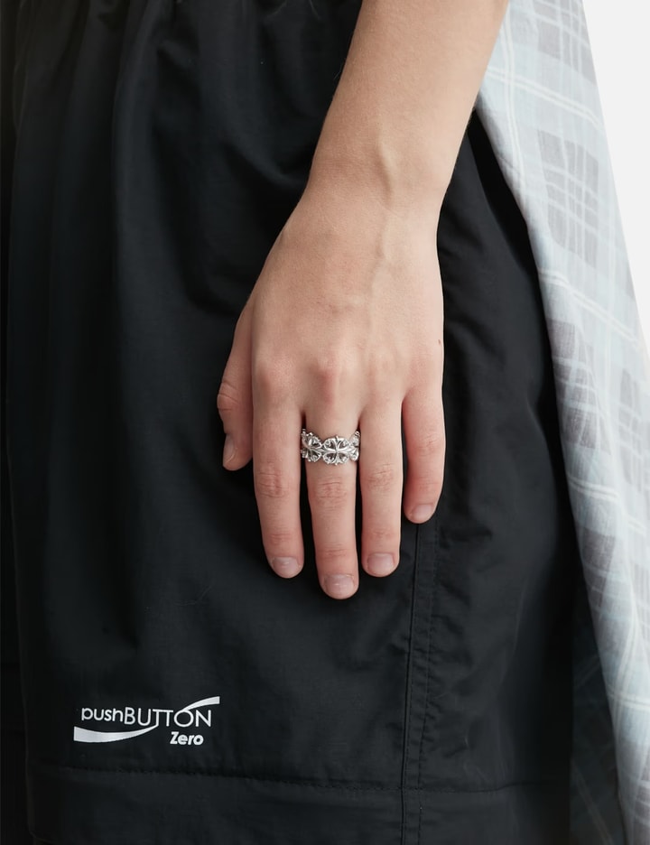 MIDNIGHTFACTORY Maltese Cross Quadruplets Ring