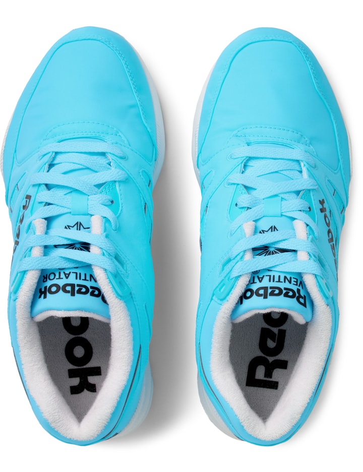 Neon Blue/White M46608 Ventilator DG Shoes Placeholder Image