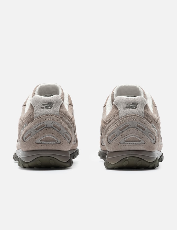 New Balance 204L
