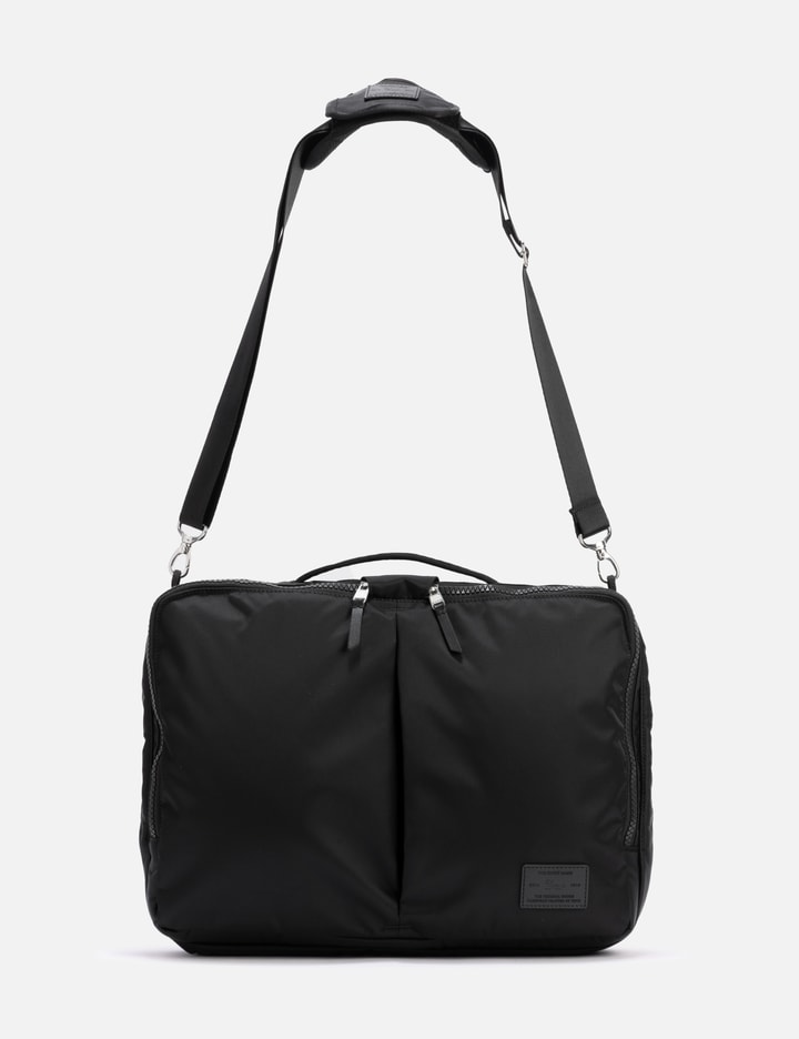 Trvr Staple Travel Brief M