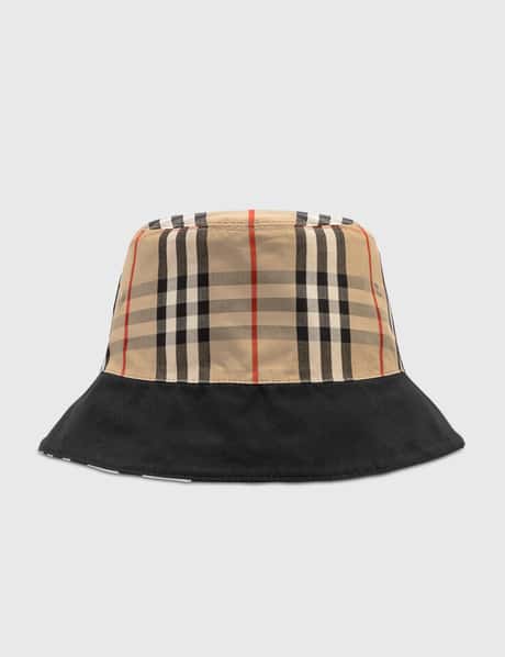 Burberry - Reversible Logo Print Cotton Gabardine Bucket Hat  display picture 1