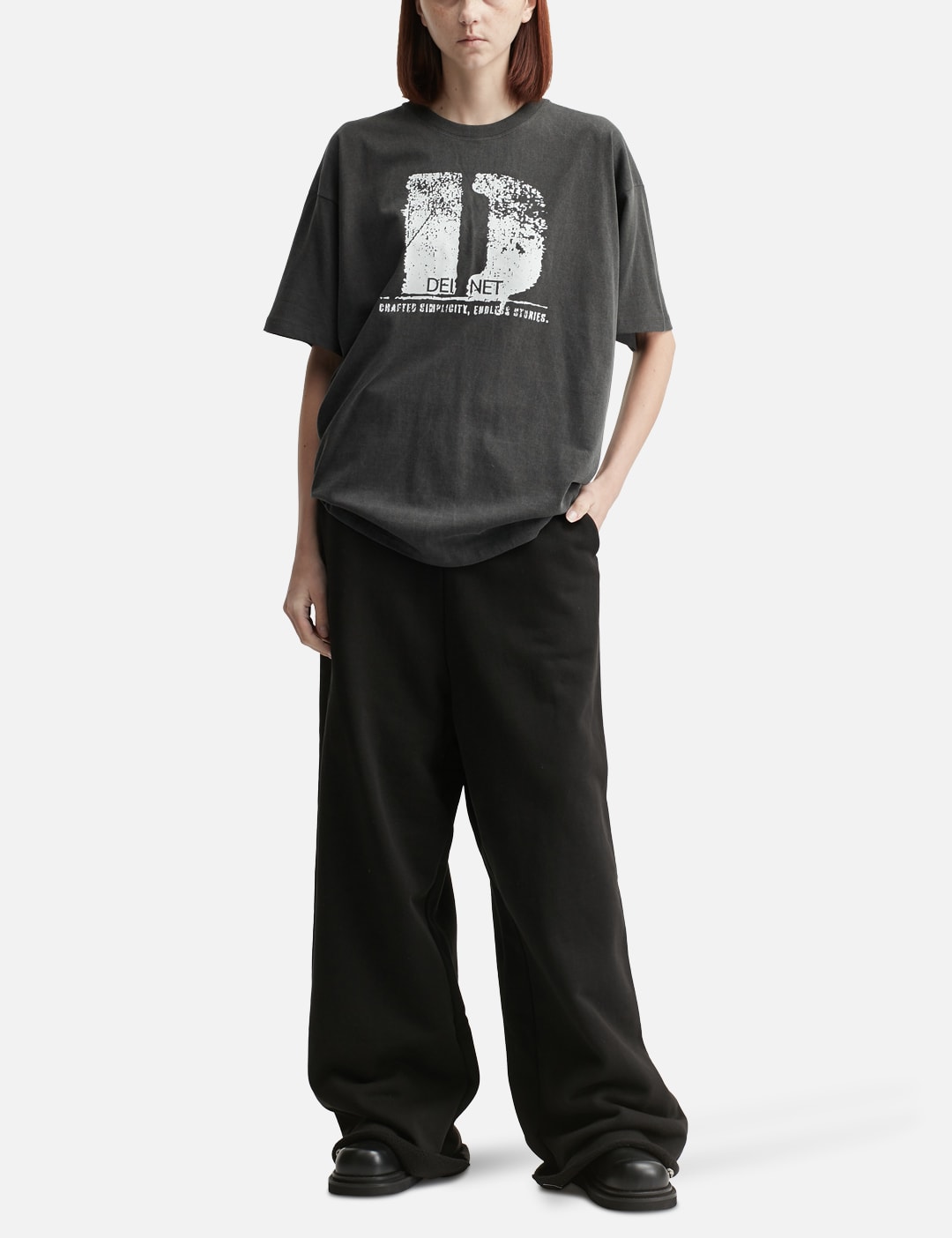 D Accent Crack Logo T-Shirts view 16