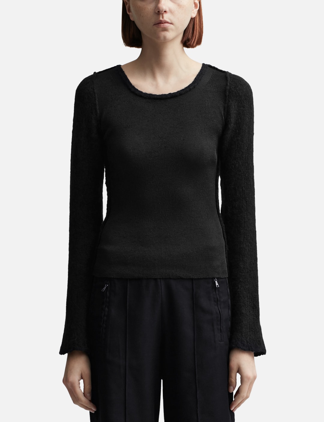 Inverse Roundneck view 13