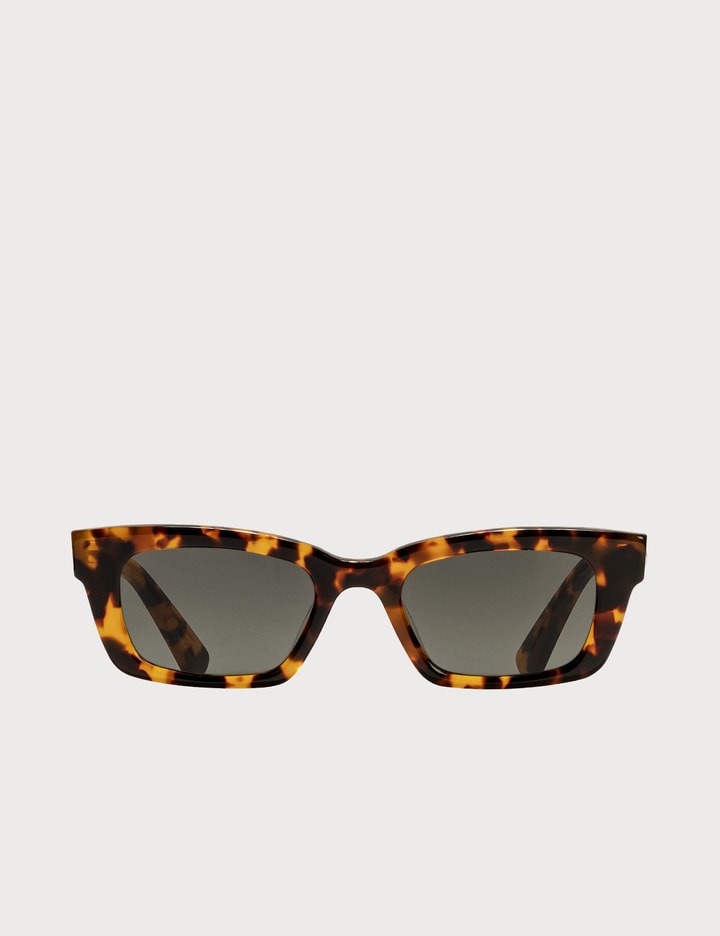 Gentle Monster x Jennie 1996-033 Sunglasses Placeholder Image