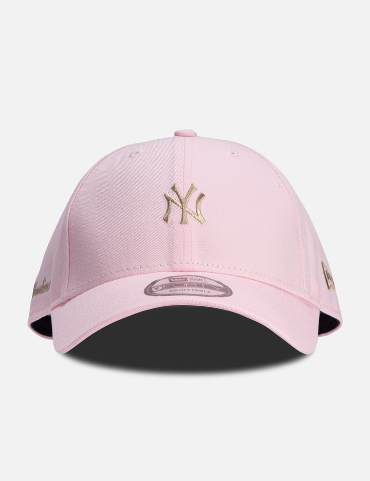 New Era New York Yankees Mini Logo 9forty Cap In Pink