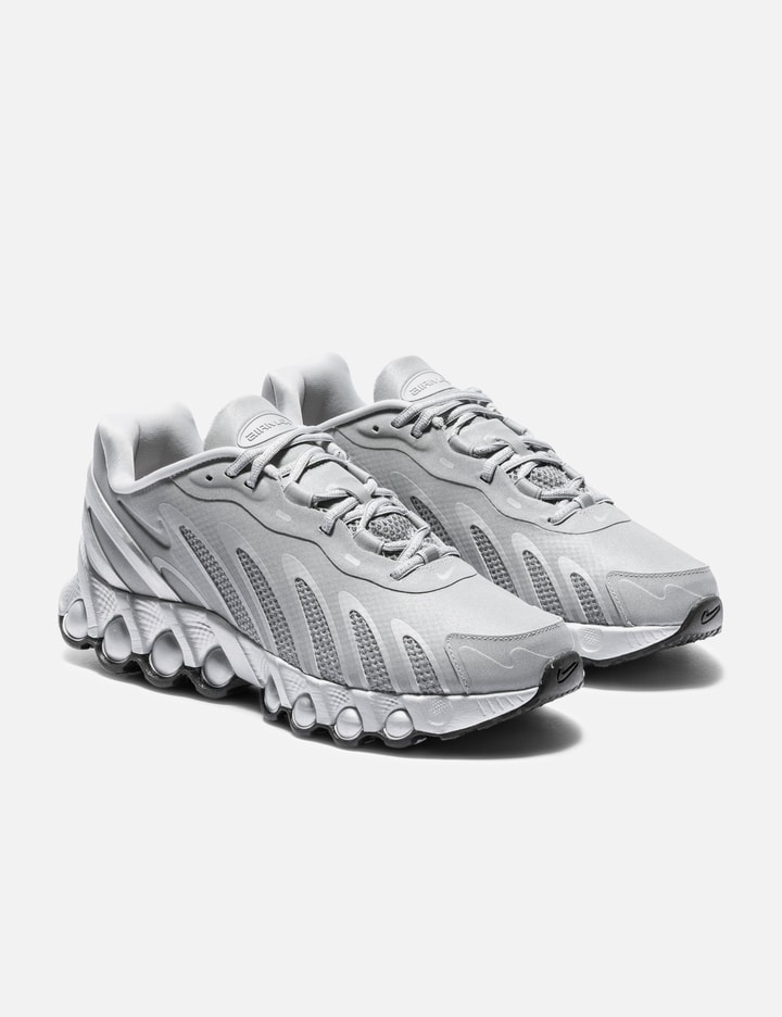 Air Max DN8 view 4