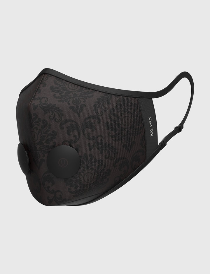 Airinum x Undercover Urban Air Mask 2.0 Placeholder Image