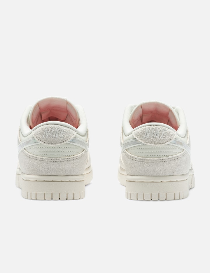 NIKE DUNK LOW Placeholder Image