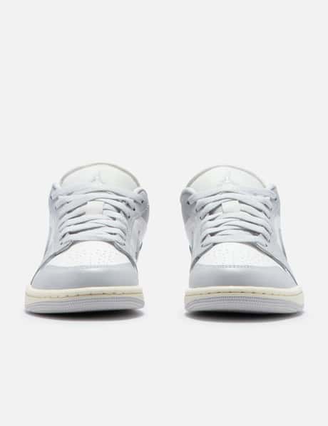 Air Jordan 1 Low view 7