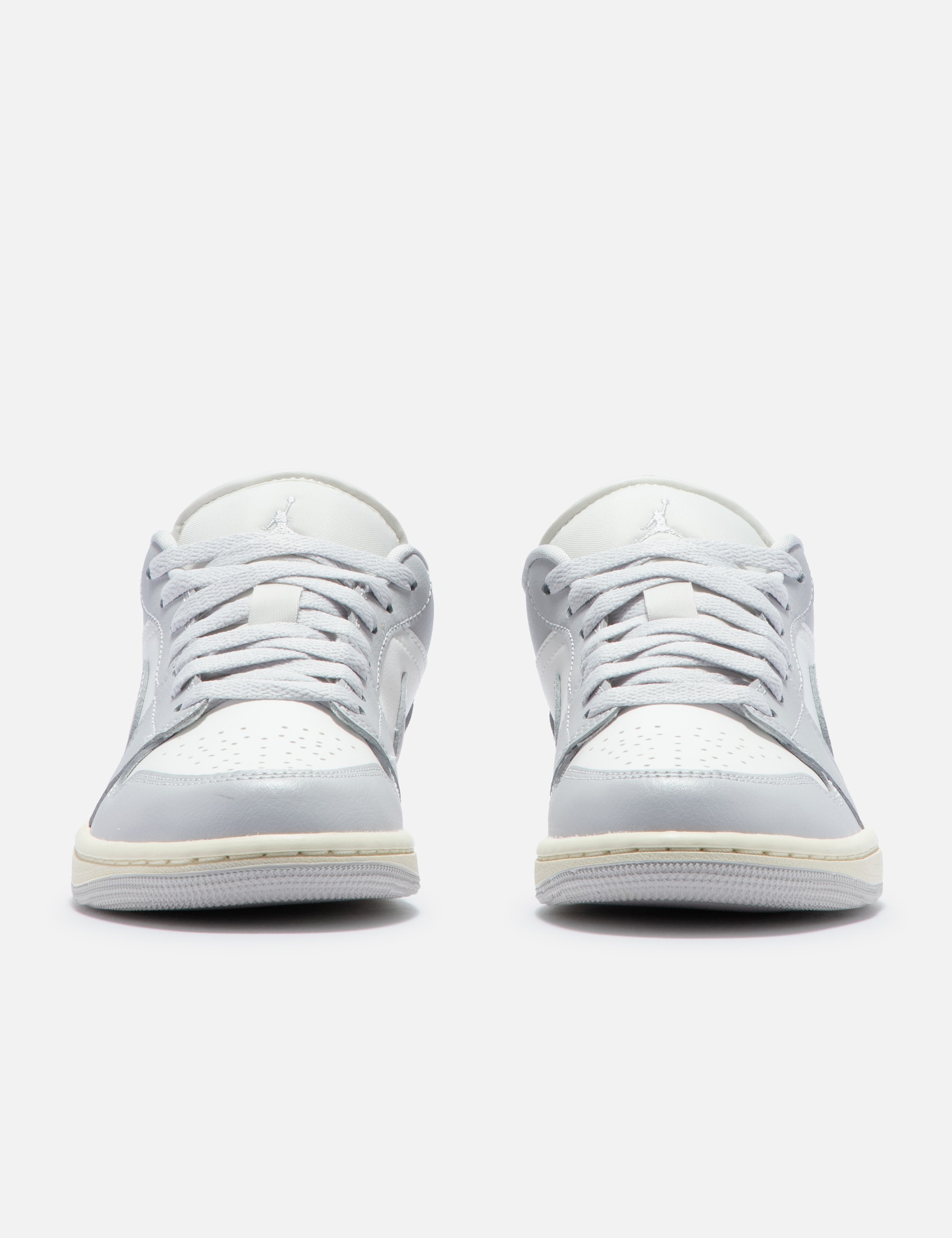 Air Jordan 1 Low view 14