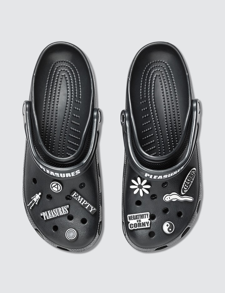 pleasures utopia crocs