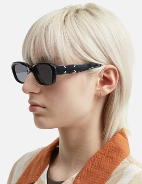 Gentle Monster - Maison Margiela - MM207 01 | HBX display picture 1