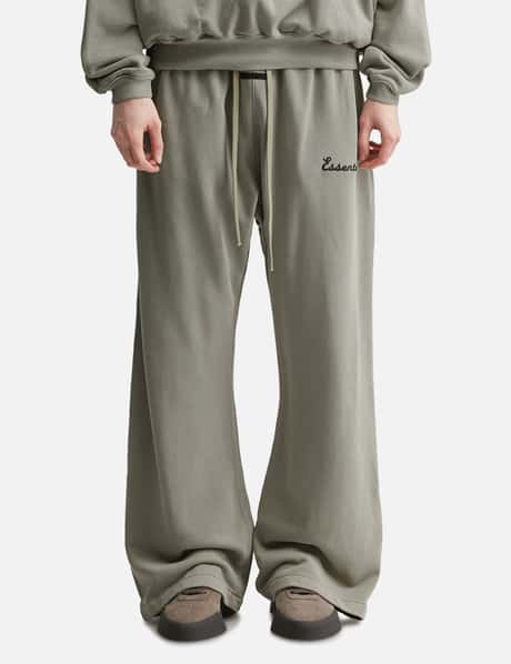 Training Classic Flare Sweatpant view 10