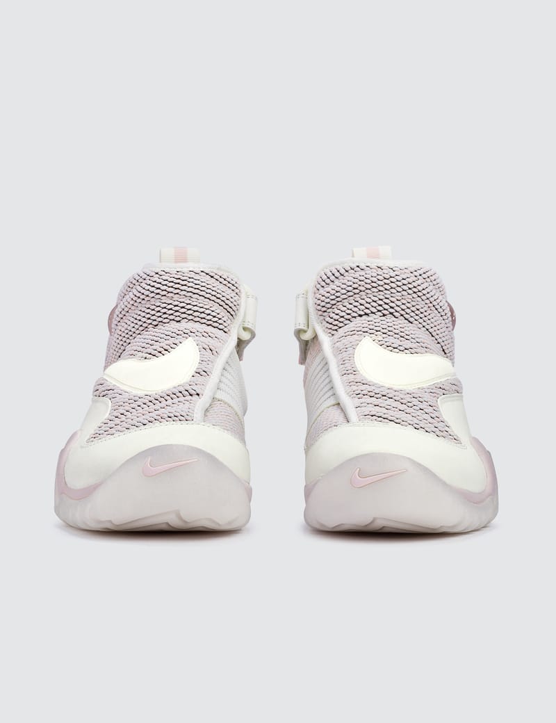 nike pigalle ndestrukt